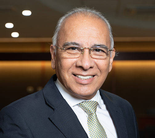 Eduardo Linares